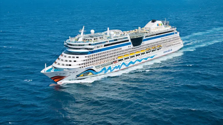 So viele Passagiere fasst das Kreuzfahrtschiff AIDAbella